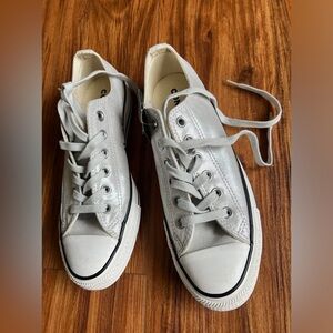 NWT Converse Silver Shoes